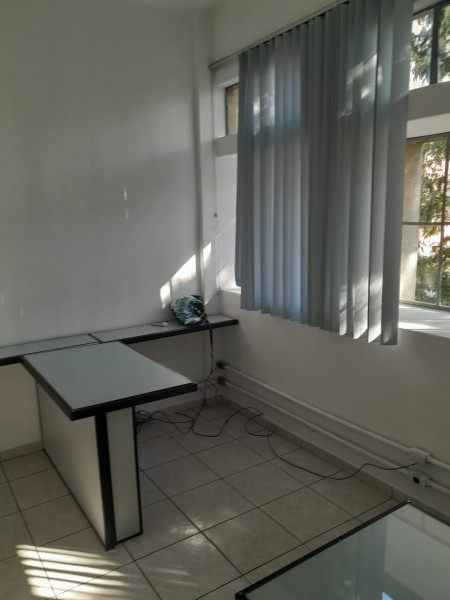 Comercial para alugar Centro com 45m² e 1 quarto por R$ 900 - 1222226982-whatsapp-image-2023-04-11-at-4.jpeg