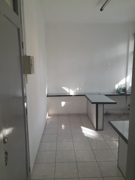 Comercial para alugar Centro com 45m² e 1 quarto por R$ 900 - 1451958245-whatsapp-image-2023-04-11-at-4.jpeg