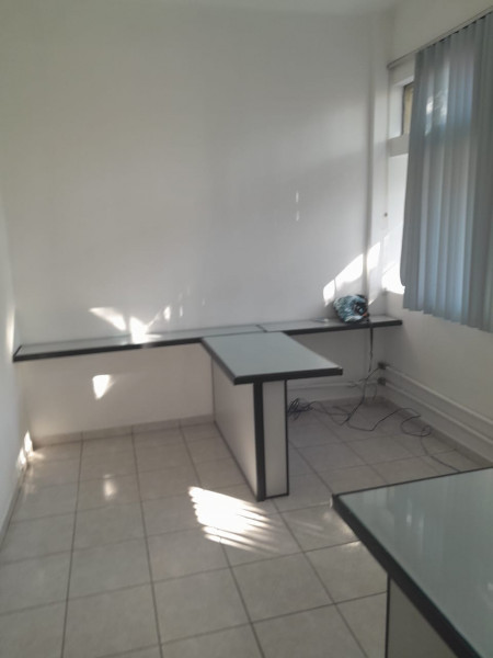 Comercial para alugar Centro com 45m² e 1 quarto por R$ 900 - 1834298660-whatsapp-image-2023-04-11-at-4.jpeg