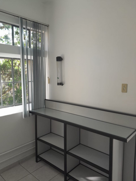 Comercial para alugar Centro com 45m² e 1 quarto por R$ 900 - 198817807-whatsapp-image-2023-04-11-at-4.jpeg