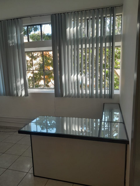 Comercial para alugar Centro com 45m² e 1 quarto por R$ 900 - 565904979-whatsapp-image-2023-04-11-at-4.jpeg