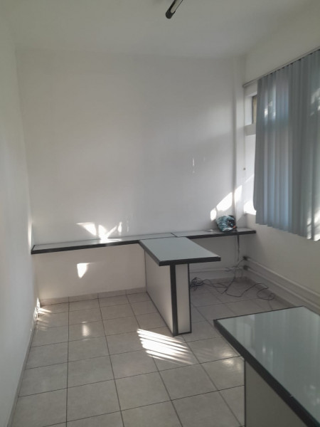 Comercial para alugar Centro com 45m² e 1 quarto por R$ 900 - 576089123-whatsapp-image-2023-04-11-at-4.jpeg