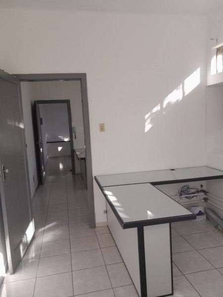 Comercial para alugar Centro com 45m² e 1 quarto por R$ 900 - 600176841-whatsapp-image-2023-04-11-at-4.jpeg