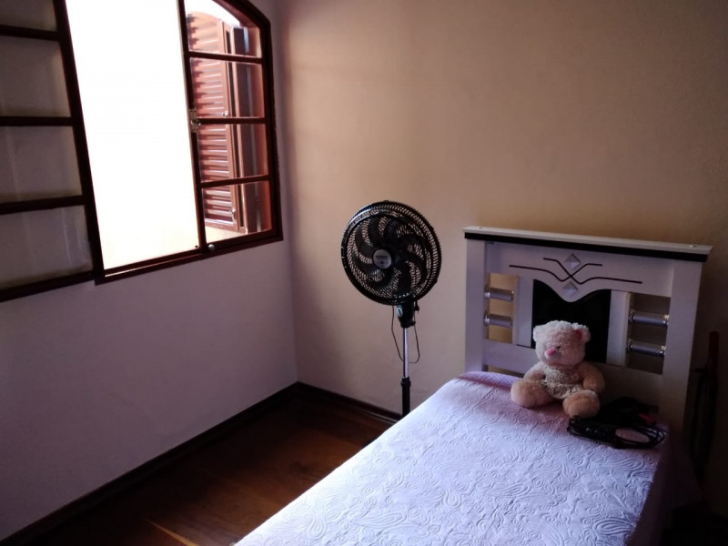 Casa à venda Vila Georgina com 250m² e 3 quartos por R$ 570.000 - 2082340014-a94cf95b-6dc9-403f-b0b2-79e6d7a5f3c3-1.jpg