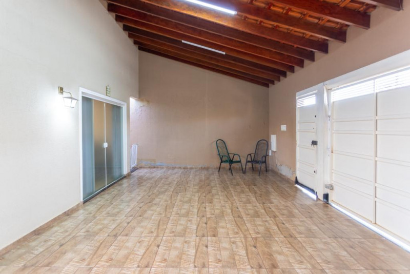 Casa à venda Centro com 160m² e 2 quartos por R$ 310.000 - 19100772-photo-2023-10-04-11-19-58-25.jpg