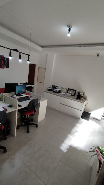 Comercial à venda Centro com 50m² e 1 quarto por R$ 160.000 - 391784118-img-20240204-wa0007.jpg