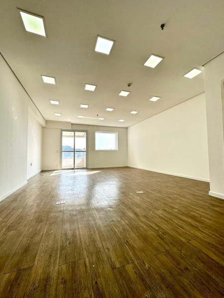 Comercial à venda Vila Mathias com 51m² e 1 quarto por R$ 364.900 - 1445244720-whatsapp-image-2023-10-02-at-21.jpeg