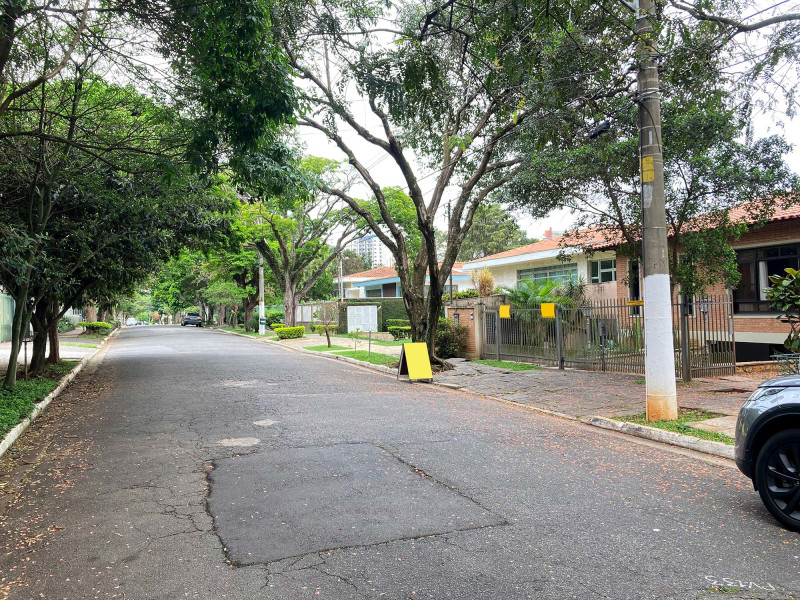 Casa à venda Lapa com 442m² e 4 quartos por R$ 2.500.000 - rua-01-copy.jpg