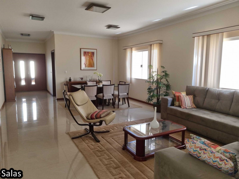 Casa à venda Parque Santa Monica com 250m² e 3 quartos por R$ 1.290.000 - 1843444112-4-salas-1.jpg