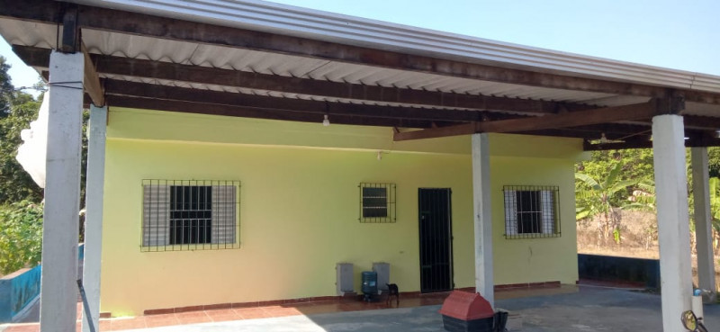 Chácara à venda Estância Antonio Novaes com 5000m² e 2 quartos por R$ 300.000 - 1905449158-2-frente-da-casa.jpg