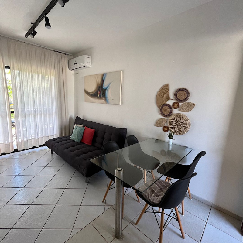 Apartamento à venda Porto das Dunas com 6107m² e 1 quarto por R$ 275.000 - 741329183-img-20230826-wa0181.jpg
