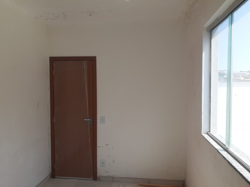 Apartamento à venda Cabral com 66m² e 2 quartos por R$ 320.000 - 1332566831-20230903-125233.jpg