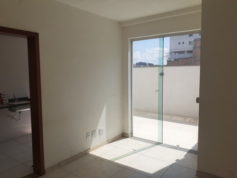 Apartamento à venda Cabral com 66m² e 2 quartos por R$ 320.000 - 1945417834-20230903-125552.jpg