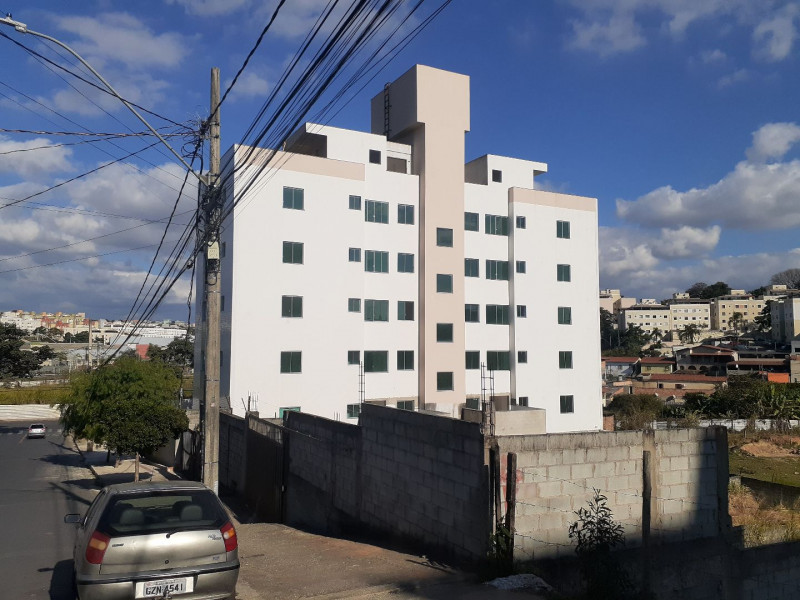 Apartamento à venda Cabral com 66m² e 2 quartos por R$ 320.000 - 2066052214-ae31812e-4690-4bb1-9b5b-a69cf874221c-optimized-optimized-optimized.jpg