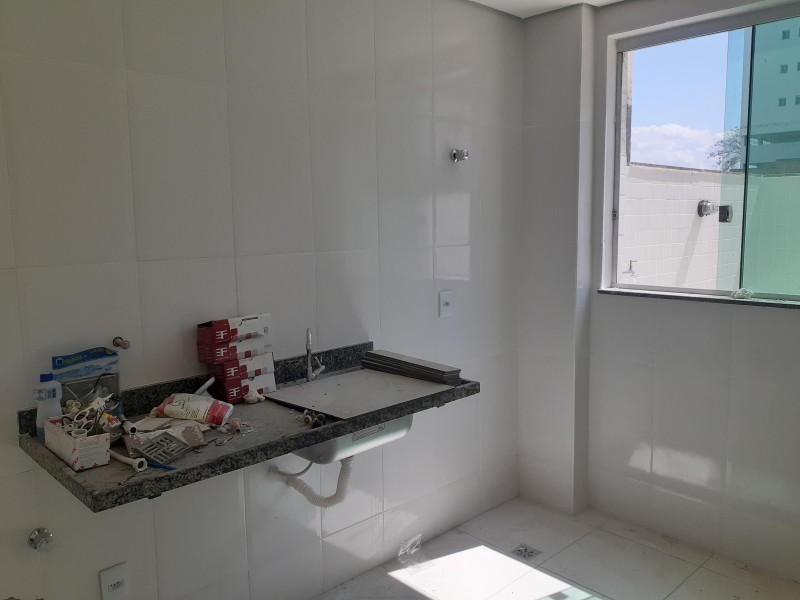 Apartamento à venda Cabral com 66m² e 2 quartos por R$ 320.000 - 627461611-20230903-125703.jpg