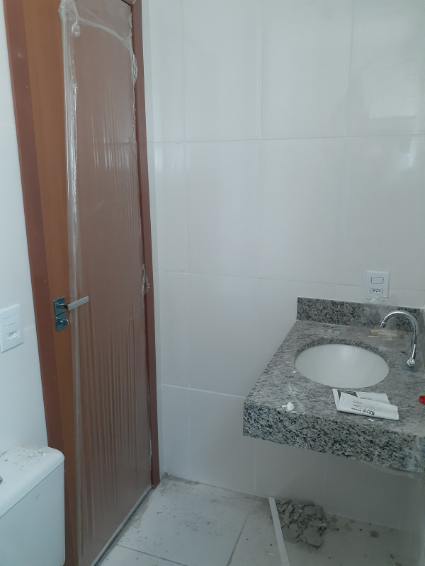 Apartamento à venda Cabral com 66m² e 2 quartos por R$ 320.000 - 979637334-20230903-125114.jpg