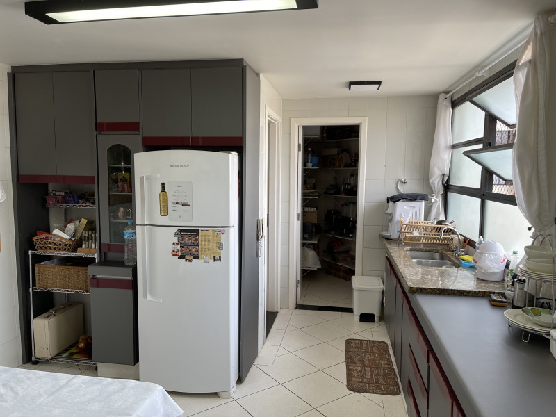 Apartamento à venda Centro com 230m² e 4 quartos por R$ 870.000 - 1573778402-img-4205.JPG