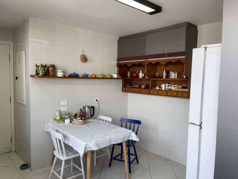 Apartamento à venda Centro com 230m² e 4 quartos por R$ 870.000 - 1787423369-img-4204.JPG