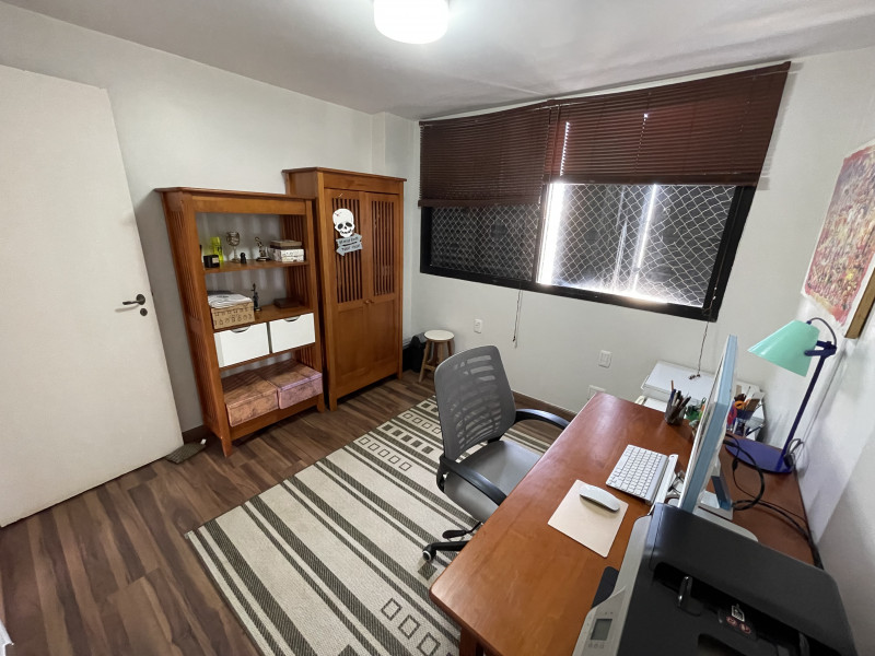 Apartamento à venda Centro com 230m² e 4 quartos por R$ 870.000 - 661937884-img-4185.JPG