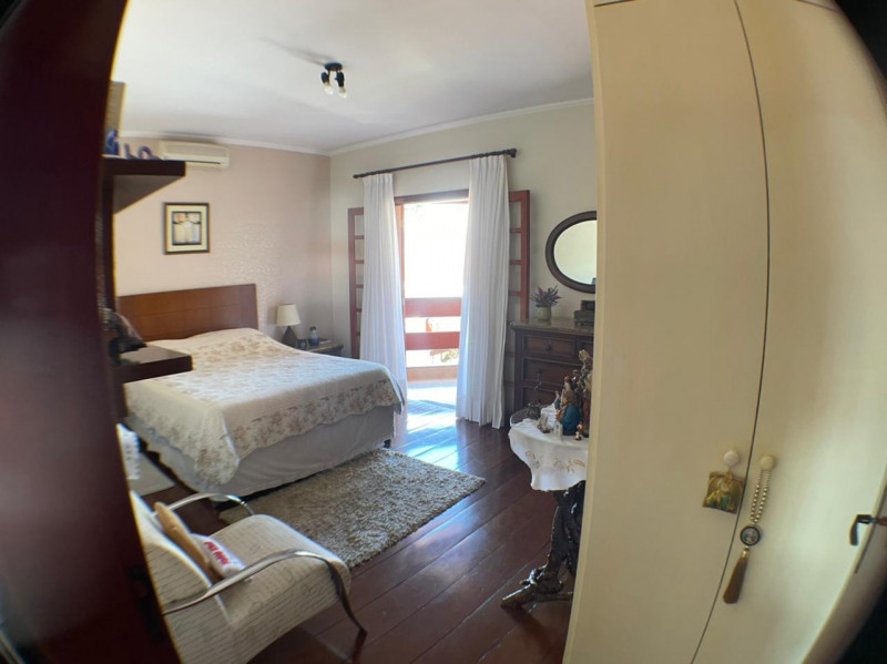 Casa à venda Jardim São Carlos com 263m² e 3 quartos por R$ 1.850.000 - 1661645131-7811a351-8f7b-46d3-b0f6-ecf974dfb903.jpeg