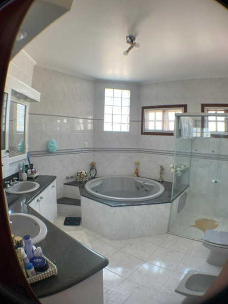 Casa à venda Jardim São Carlos com 263m² e 3 quartos por R$ 1.850.000 - 1807870488-e26e7175-4fae-4ae2-9c3c-a36c7ac0df1b.jpeg