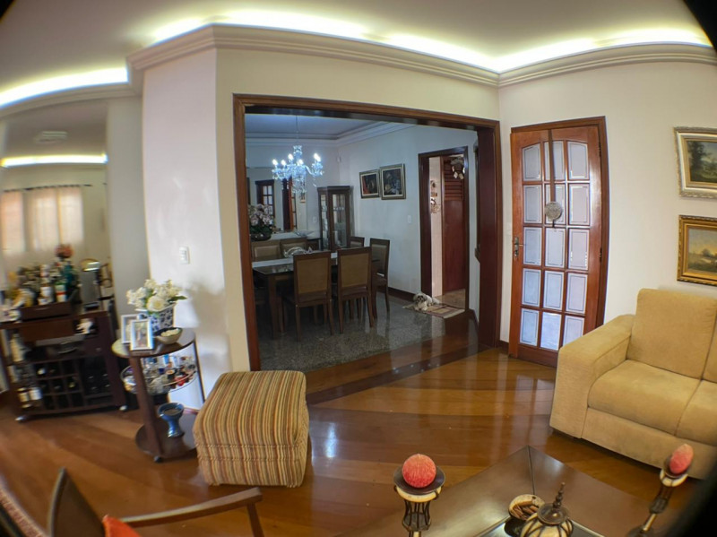 Casa à venda Jardim São Carlos com 263m² e 3 quartos por R$ 1.850.000 - 469164412-c76e857c-a73e-4aa5-82e7-22e69fdea12d.jpeg