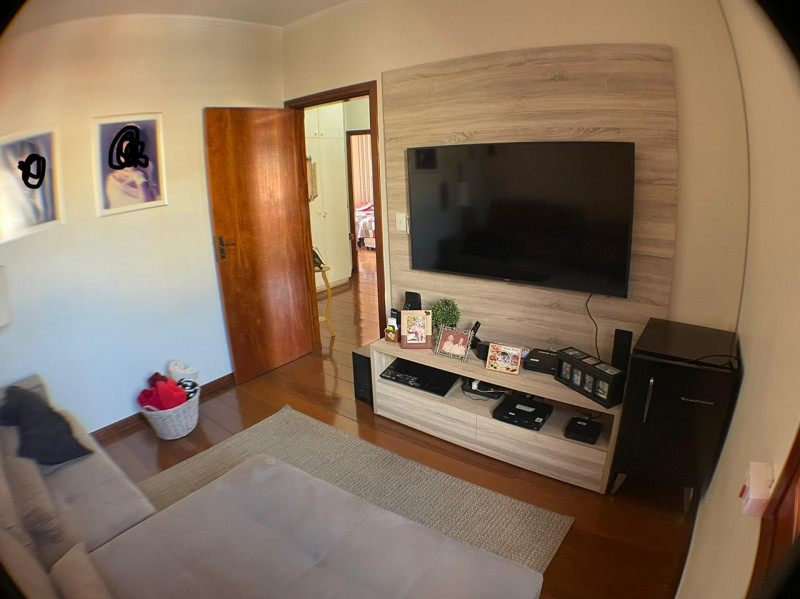 Casa à venda Jardim São Carlos com 263m² e 3 quartos por R$ 1.850.000 - 51222841-63e504ea-a833-43c3-8778-0c980eadf38d.jpeg