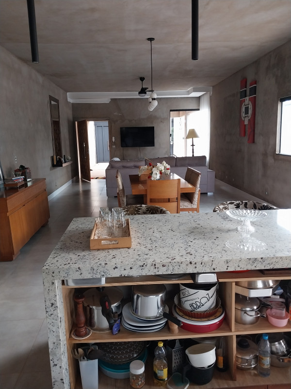 Casa à venda Centro com 234m² e 3 quartos por R$ 300.000 - 234965540-16968784215243054125136202242687.jpg