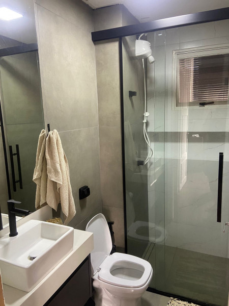 Apartamento à venda Fragata com 62m² e 2 quartos por R$ 330.000 - 1494227805-16-wc-social.jpeg