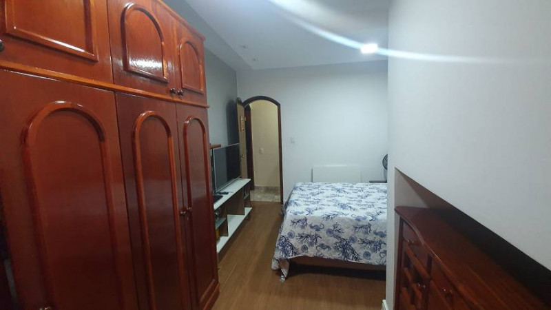Casa à venda Jardim Itatiaia com 160m² e 6 quartos por R$ 1.200.000 - 1053312028-description-8.jpg
