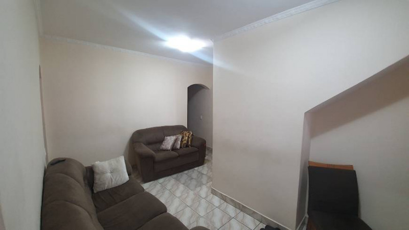 Casa à venda Jardim Itatiaia com 160m² e 6 quartos por R$ 1.200.000 - 1666473856-description-2.jpg