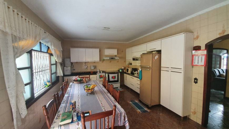 Casa à venda Jardim Itatiaia com 160m² e 6 quartos por R$ 1.200.000 - 549112306-description-15.jpg