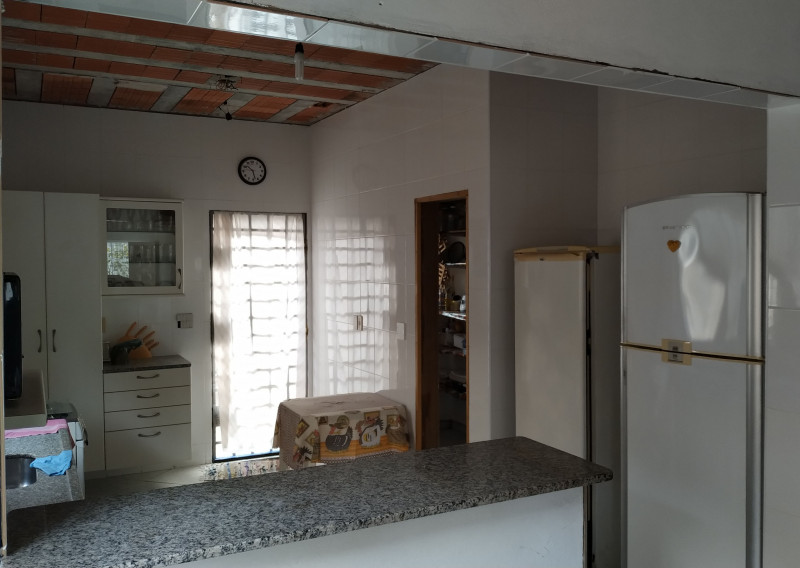 Casa à venda Martim de Sá com 157m² e 4 quartos por R$ 250.000 - 984654576-img-20220927-155842edit.jpg