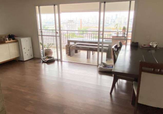 imóvel com 147m²