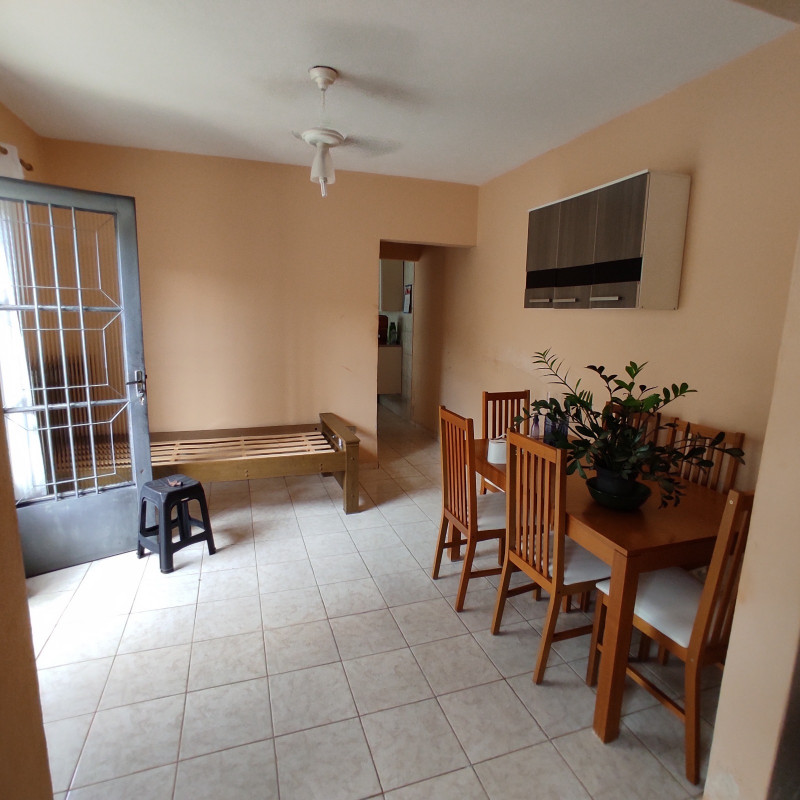 Casa à venda Jardim Colonial com 85m² e 2 quartos por R$ 270.000 - 2068960928-img-20230817-wa0008.jpg