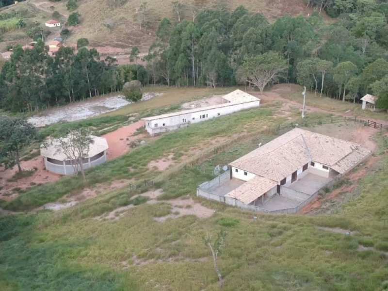 Sítio à venda Centro com 55000m² e 4 quartos por R$ 2.500.000 - 1672914665-img-7755.jpeg