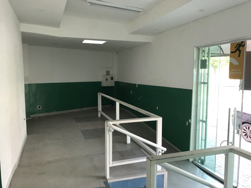 Comercial à venda Vila Santa Rosa com 182m² e 1 quarto por R$ 500.000 - 1177942335-280419d7-17a8-4b78-ad98-b7eb59f6ca65.jpeg