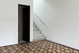 Casa à venda Carandirú com 258m² - 3 dormitórios -  vagas - R$ 800.000 - 194393799-img-4002.jpeg