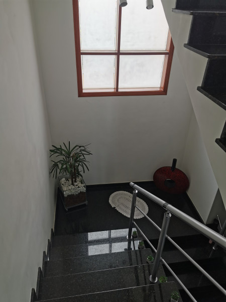 Casa à venda Vila Galvão com 220m² e 4 quartos por R$ 1.300.000 - 207083108-80150438-cb13-42d9-be67-df0ad32ae83f.jpeg