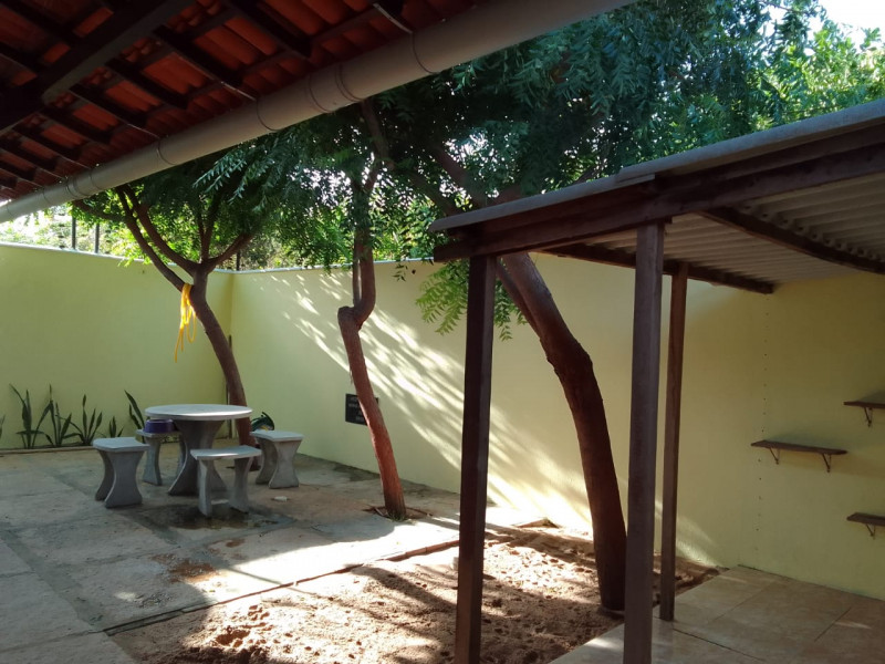 Casa à venda Piauí com 230m² e 4 quartos por R$ 420.000 - 96890332-inbound1293553205446305382.jpg
