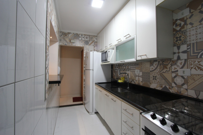 Apartamento à venda Vila Bertioga com 60m² e 2 quartos por R$ 550.000 - 621794942-cozinha-2.JPG