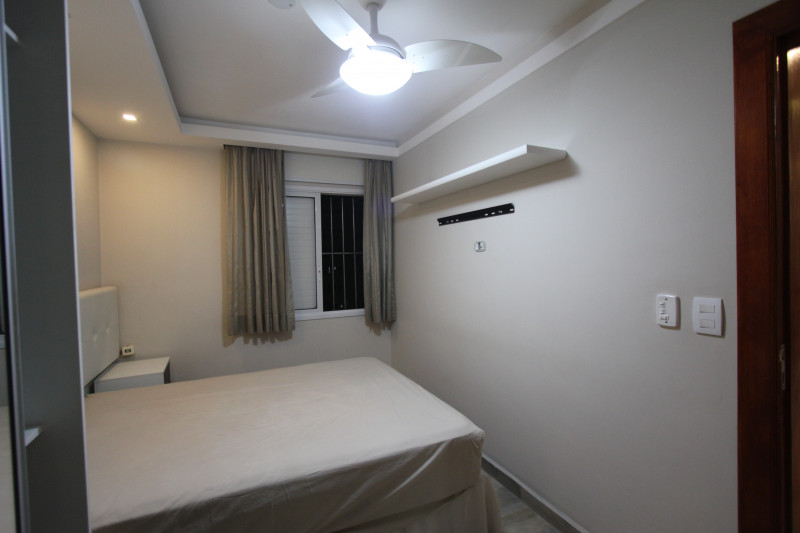 Apartamento à venda Vila Bertioga com 60m² e 2 quartos por R$ 550.000 - 651169314-quarto1-3.JPG