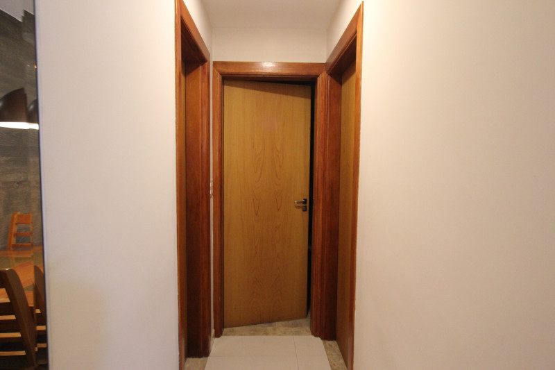 Apartamento à venda Vila Bertioga com 60m² e 2 quartos por R$ 550.000 - 873556451-corredorquartos.JPG