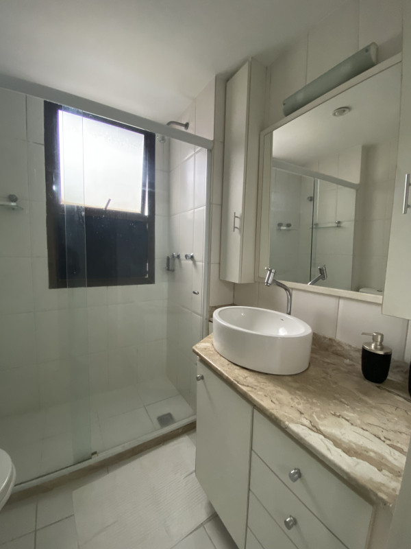 Flat à venda Copacabana com 70m² e 2 quartos por R$ 900.000 - 1733271372-img-6416.jpeg
