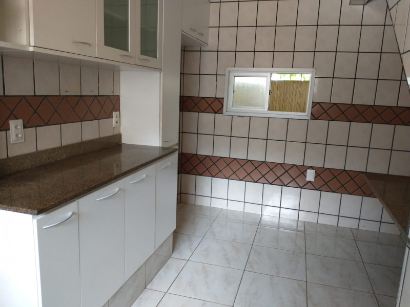 Casa à venda Cobilândia com 304m² e 5 quartos por R$ 340.000 - 1528887755-23.jpg