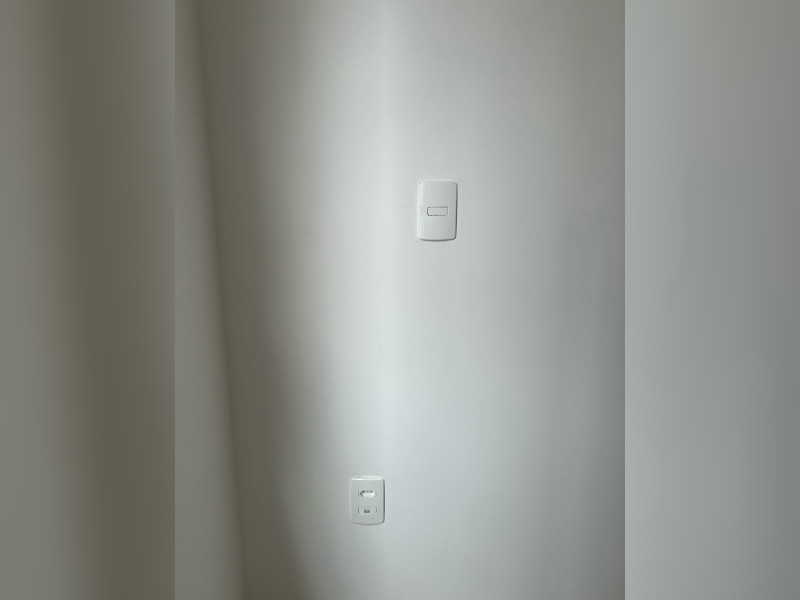 Apartamento à venda Barra Funda com 41m² e 2 quartos por R$ 400.000 - interruptores-e-tomadas-com-usb.jpg