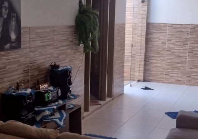 imóvel com 250m²