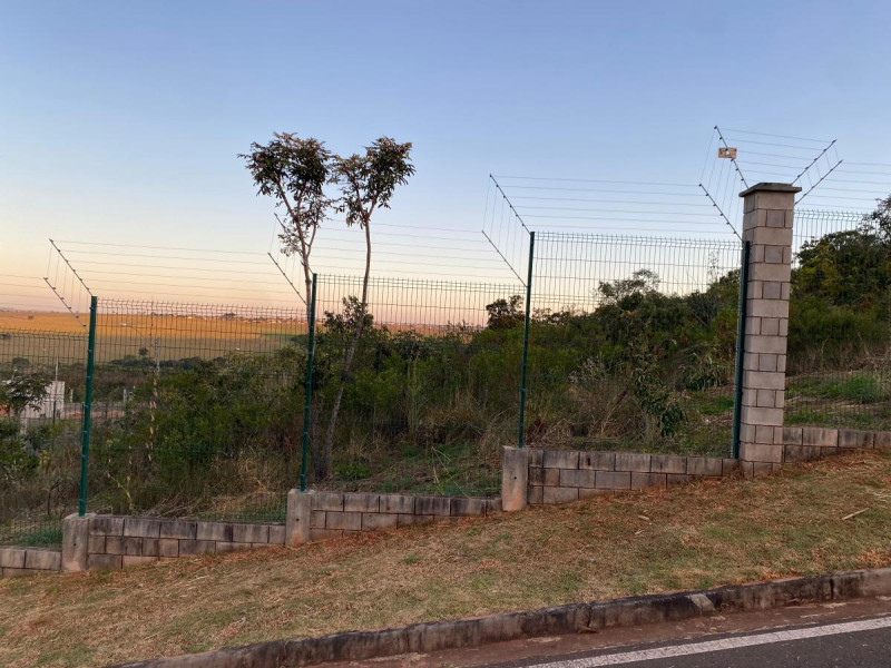 Terreno à venda Área Rural de Cidade Ocidental com 300m² e 1 quarto por R$ 45.000 - 2036815489-2703874490.jpg