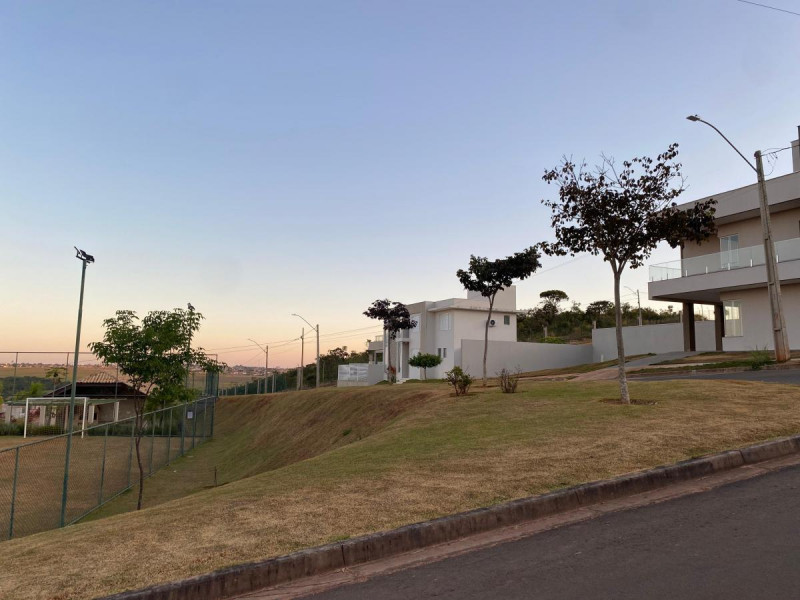 Terreno à venda Área Rural de Cidade Ocidental com 300m² e 1 quarto por R$ 45.000 - 742522343-2703874940.jpg