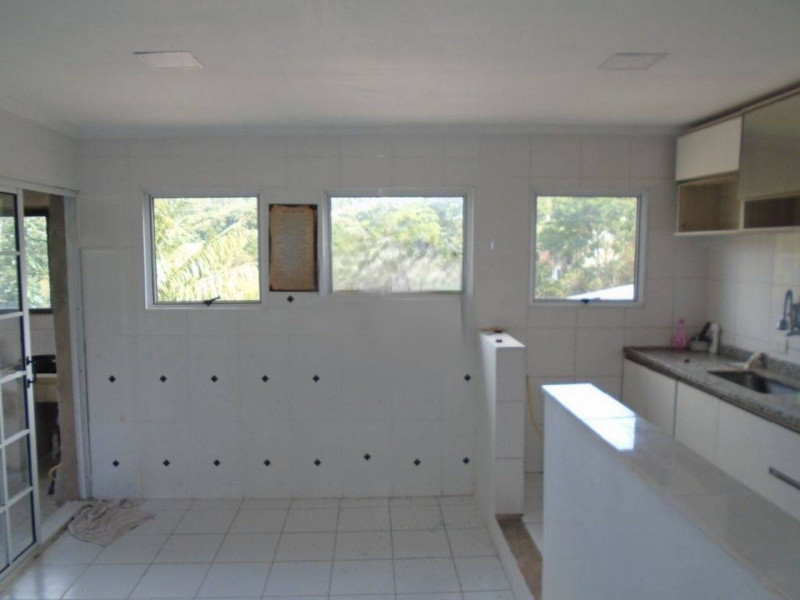 Casa à venda Chácara Santa Maria com 293m² e 6 quartos por R$ 550.000 - 1210176403-cs2cozinha-c.jpg